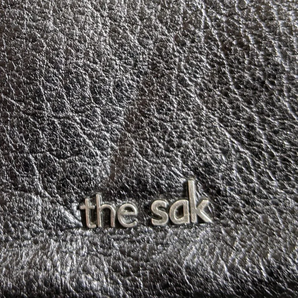 The Sak Wallet Purse in Textured Black Leather‎ with Brown Detailing
